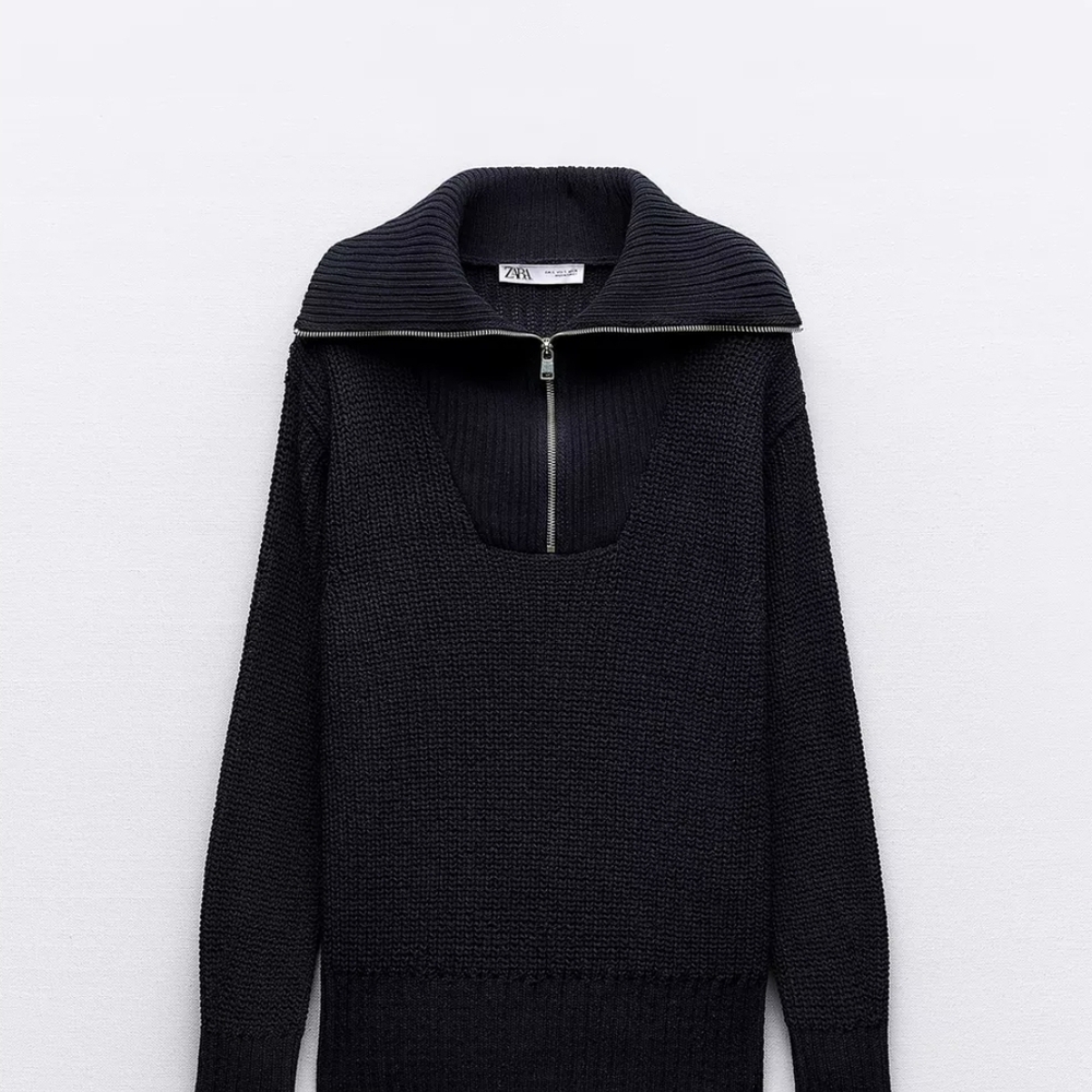Quarter Zip Knit Sweater In Navy Blue - Like New